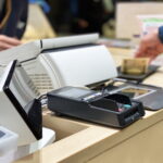 多店舗展開で限界を感じたら？個別管理から脱却する一元管理システム導入方法を徹底解説