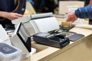 多店舗展開で限界を感じたら？個別管理から脱却する一元管理システム導入方法を徹底解説